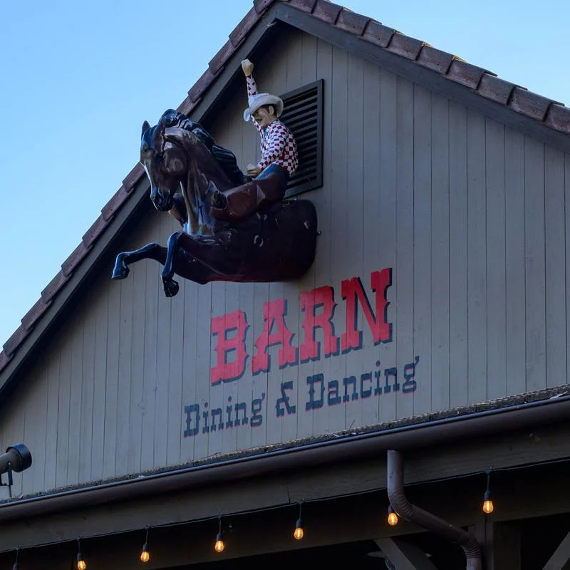 barn with horse