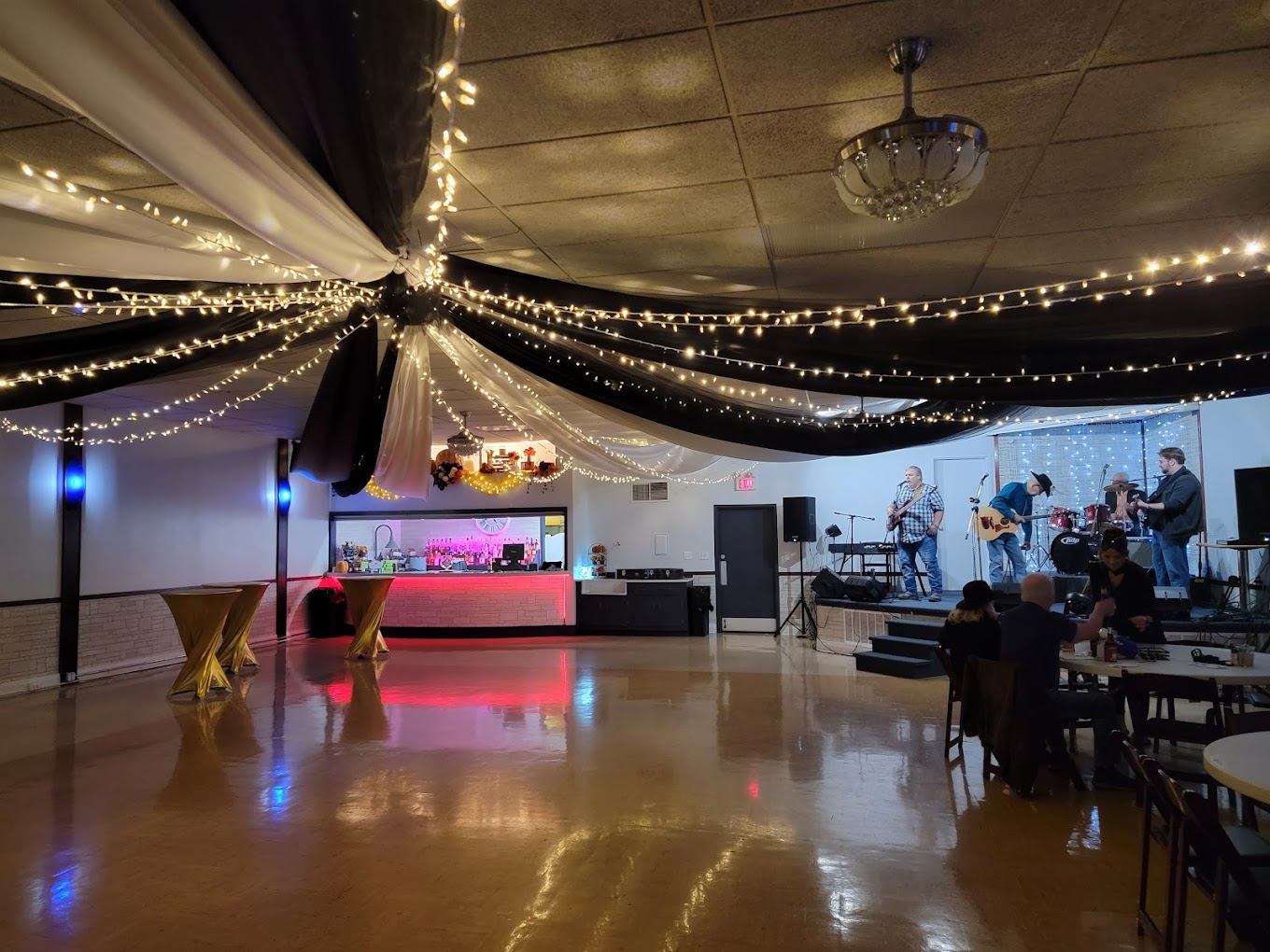 Majestic Moon dance floor