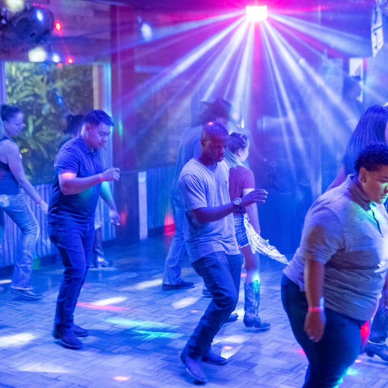 Whiskey-Dix-Dance-Floor